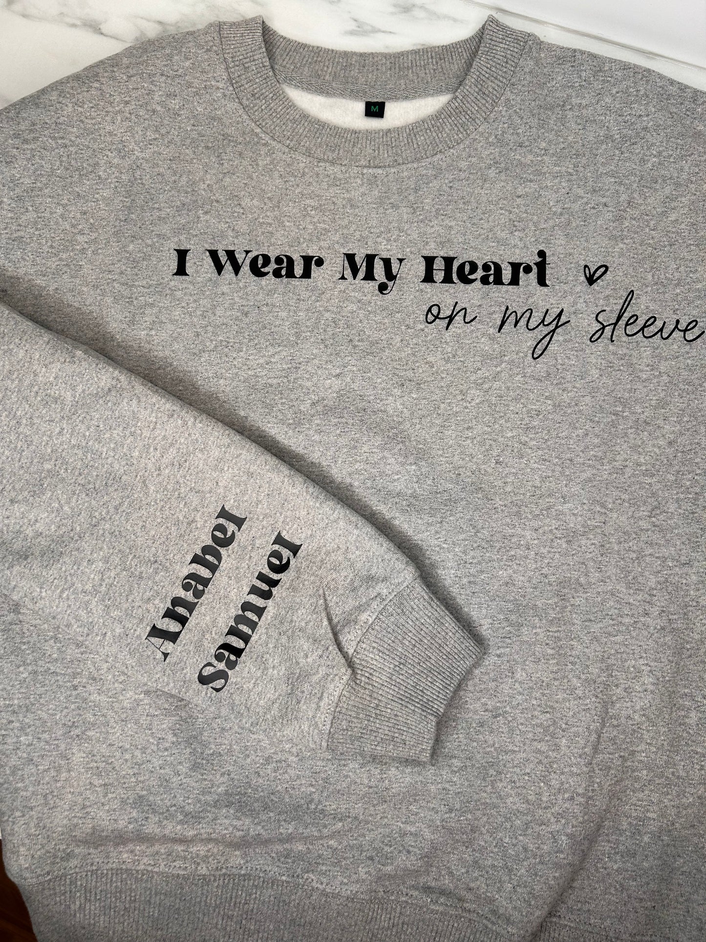 I Wear My Heart On My Sleeve - Mamma Tröja-Lovely Text