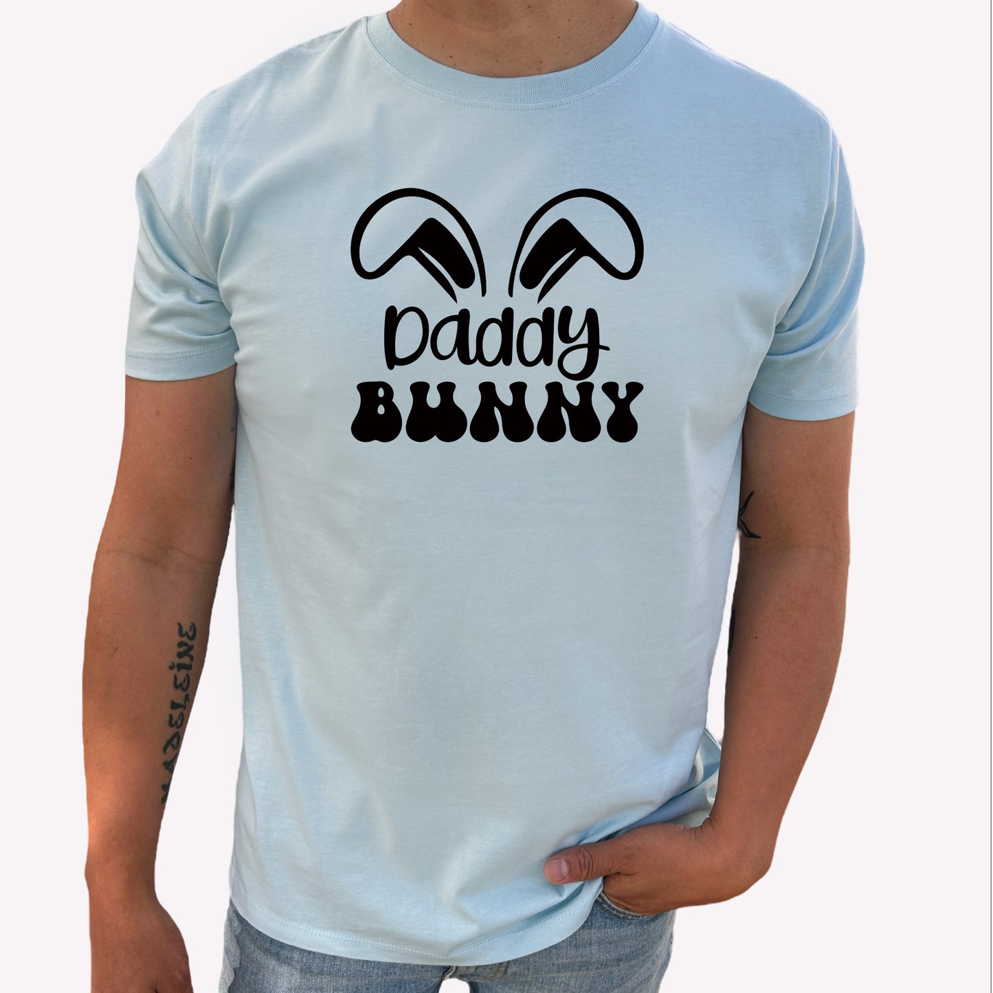 Cool Daddy Bunny T-shirt – För Den Trendiga Pappan-Lovely Text