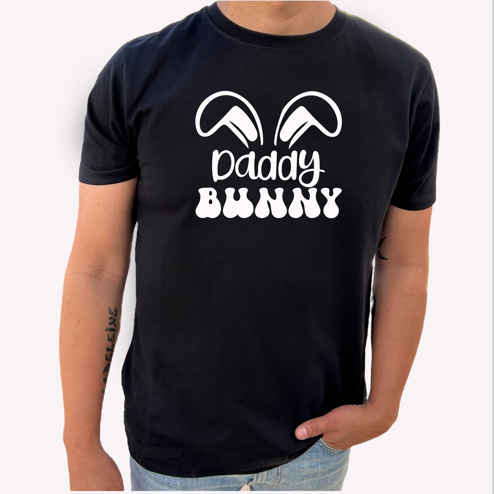 Cool Daddy Bunny T-shirt – För Den Trendiga Pappan-Lovely Text