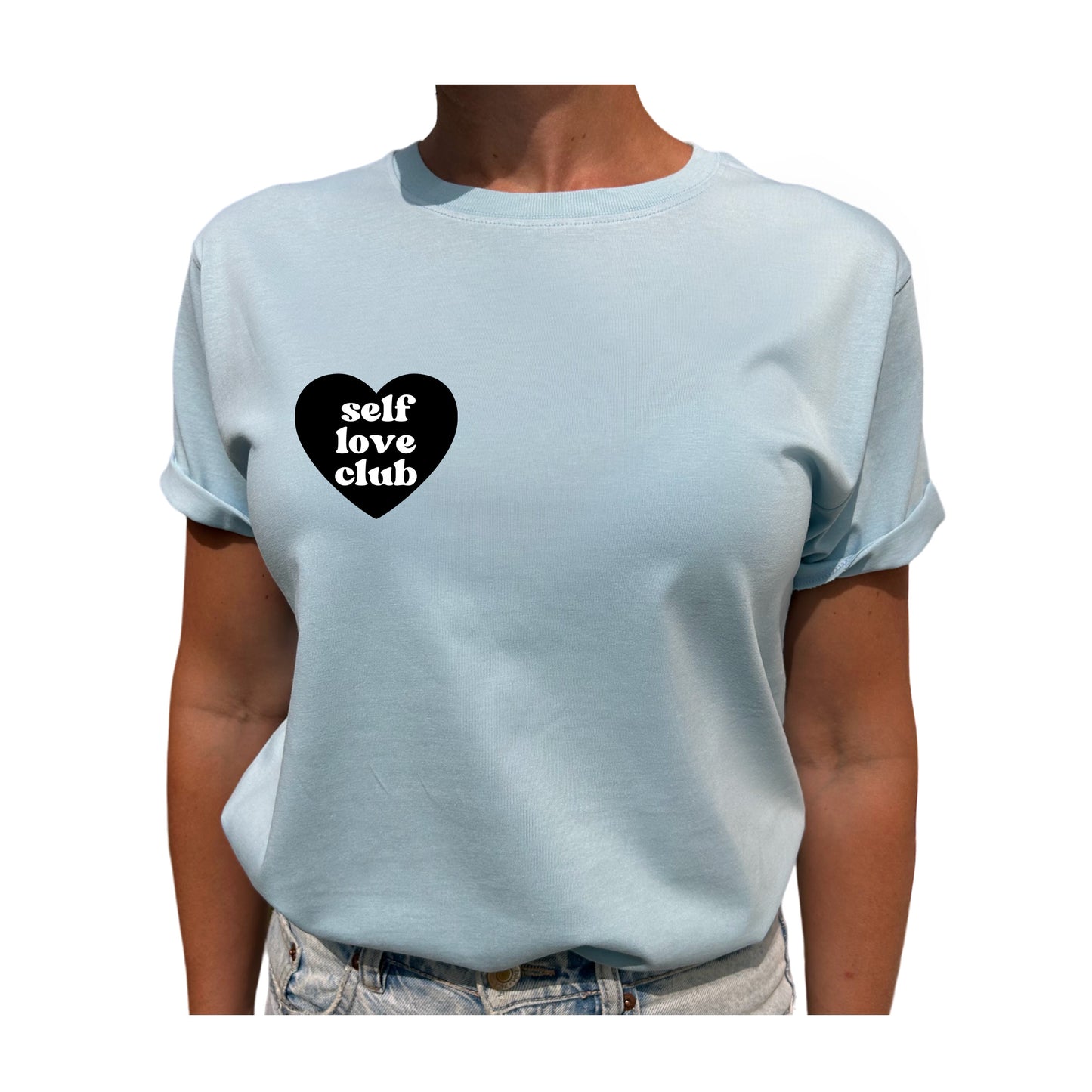 Self Love Club i Litet Hjärta – Kärlek i Små Detaljer T-shirt-Lovely Text