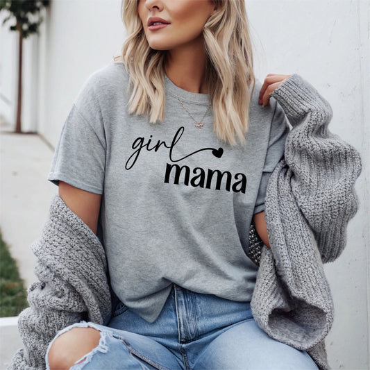 Girl Mama T-shirt – För Mamma Till Flickor-Lovely Text