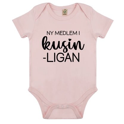 Ny medlem i Kusinligan Babybody 100 % Ekologisk bomull