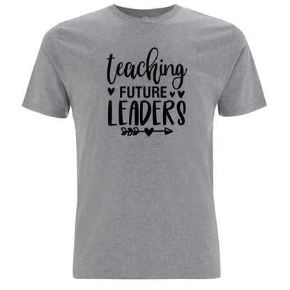 Teaching Future Leaders – Undervisar Framtidens Ledare T-shirt